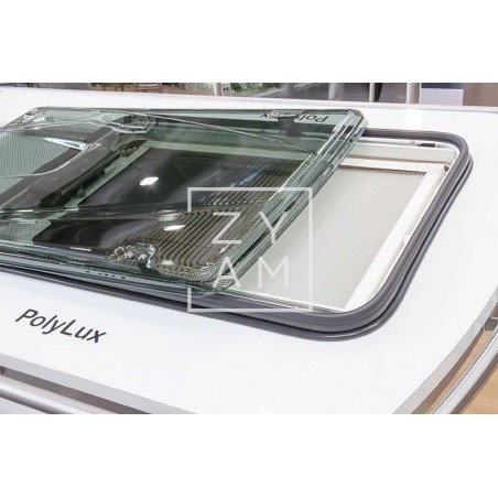 Claraboya PolyLux 960x655 Automática para Autocaravanas de Lujo