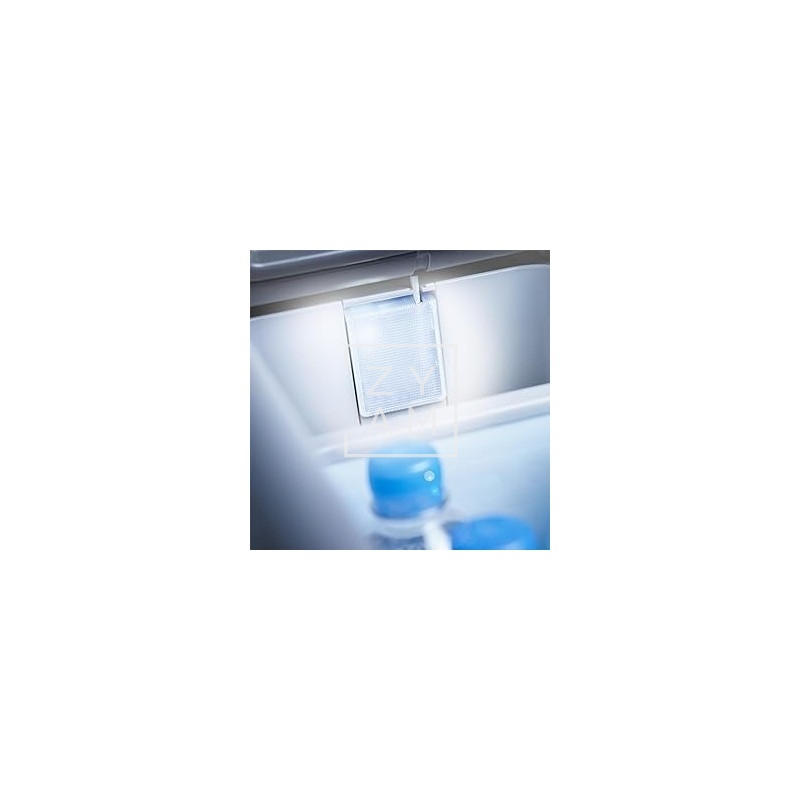 Nevera y congelador portátil Dometic Coolfreeze CDF 26 para caravanas, compacta y eficiente.