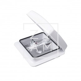 Claraboya Carbest 28x28 con Ventilador